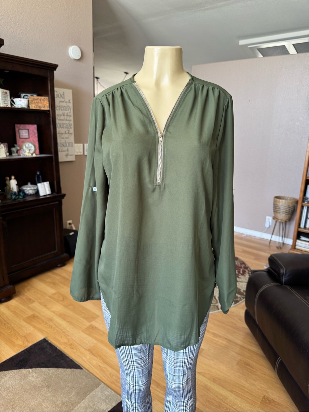Boutique sheer olive green long roll tab sleeves V-neck tunic-size L
